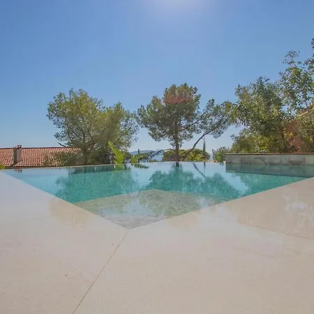 Apartament Vue Mer, Piscine, A Pieds Hyères